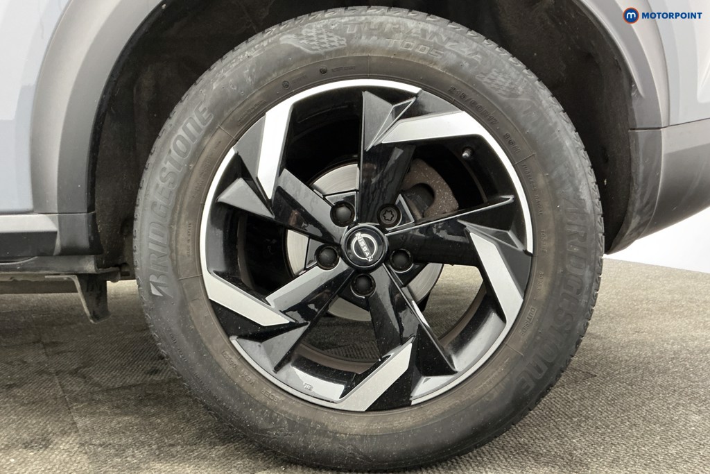Nissan Juke N-Connecta Manual Petrol SUV - Stock Number (1634579) - 35th supplementary image