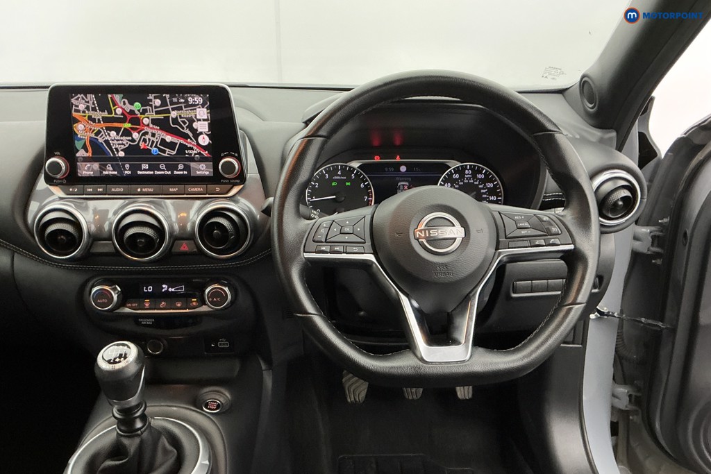 Nissan Juke N-Connecta Manual Petrol SUV - Stock Number (1634579) - 1st supplementary image