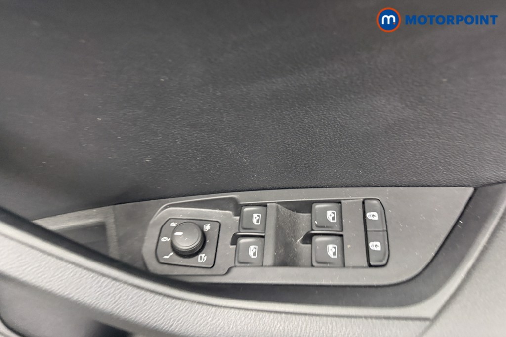 Skoda Karoq Sportline Edition Automatic Petrol SUV - Stock Number (1636978) - 11th supplementary image