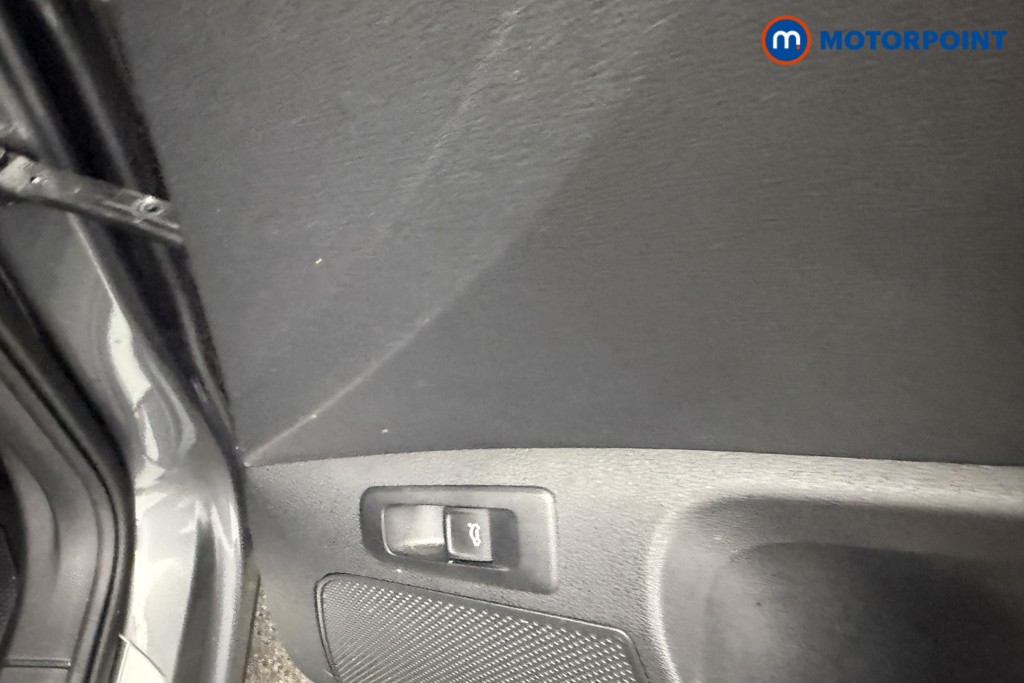 Skoda Karoq Sportline Edition Automatic Petrol SUV - Stock Number (1636978) - 12th supplementary image