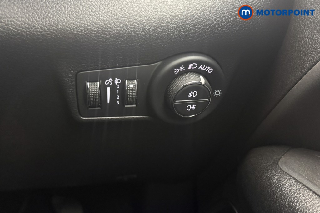 Jeep Compass S Model Automatic Petrol Plug-In Hybrid SUV - Stock Number (1548092) - 11th supplementary image
