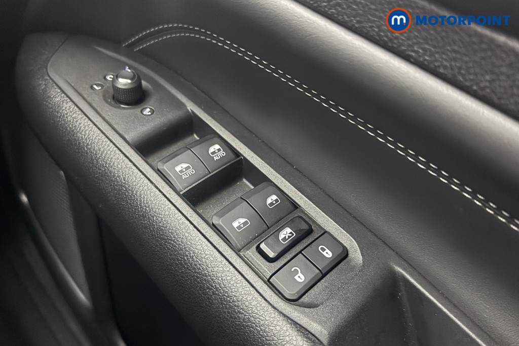 Jeep Compass S Model Automatic Petrol Plug-In Hybrid SUV - Stock Number (1548092) - 12th supplementary image