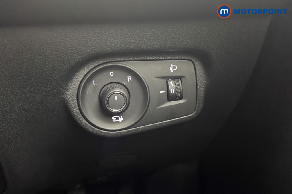 Mg Motor Uk ZS Trophy Automatic Petrol-Electric Hybrid SUV - Stock Number (1632274) - 7th supplementary image