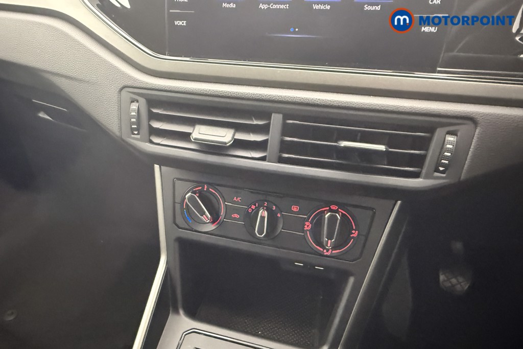 Volkswagen Polo Match Manual Petrol Hatchback - Stock Number (1635075) - 5th supplementary image