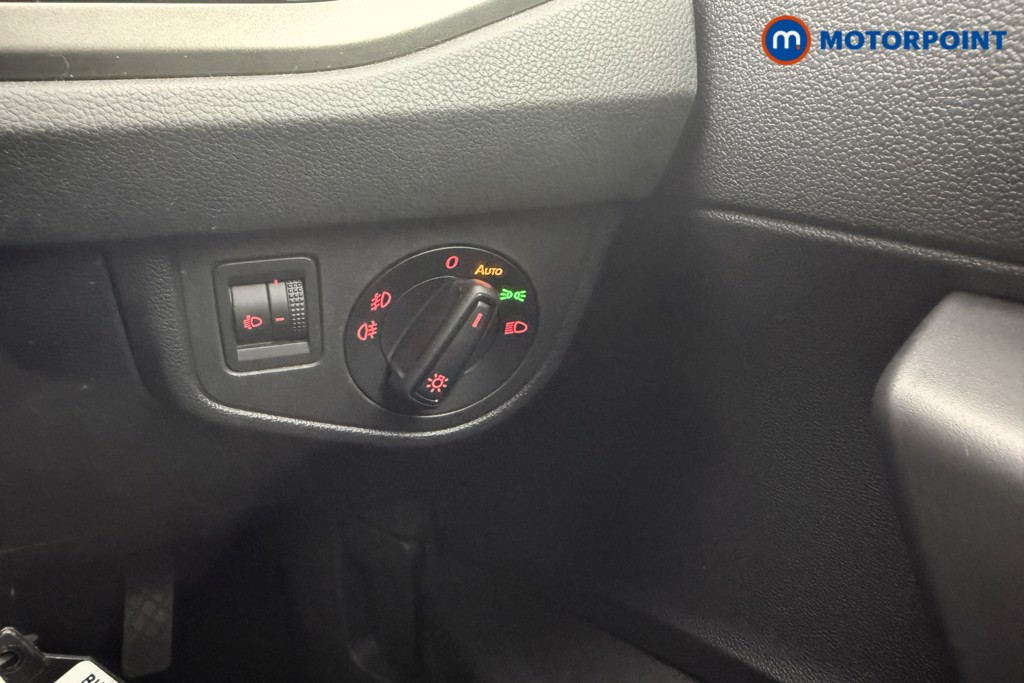 Volkswagen Polo Match Manual Petrol Hatchback - Stock Number (1635075) - 9th supplementary image