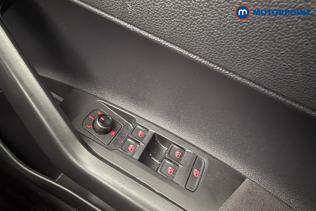 Volkswagen Polo Match Manual Petrol Hatchback - Stock Number (1635075) - 10th supplementary image