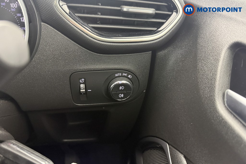 Vauxhall Crossland Elite Edition Automatic Diesel SUV - Stock Number (1635502) - 9th supplementary image