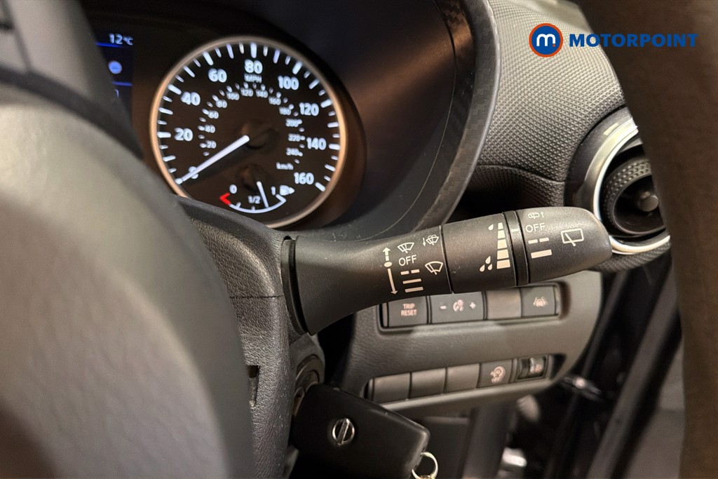 Nissan Juke Acenta Automatic Petrol SUV - Stock Number (1590399) - 7th supplementary image