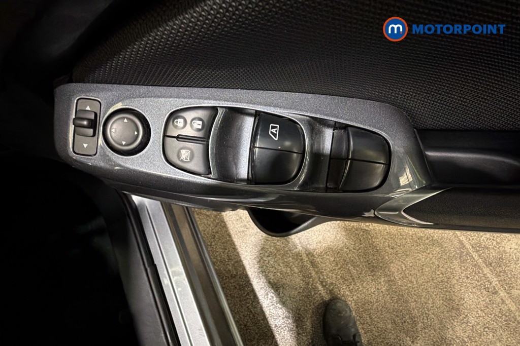 Nissan Juke Acenta Automatic Petrol SUV - Stock Number (1590399) - 20th supplementary image
