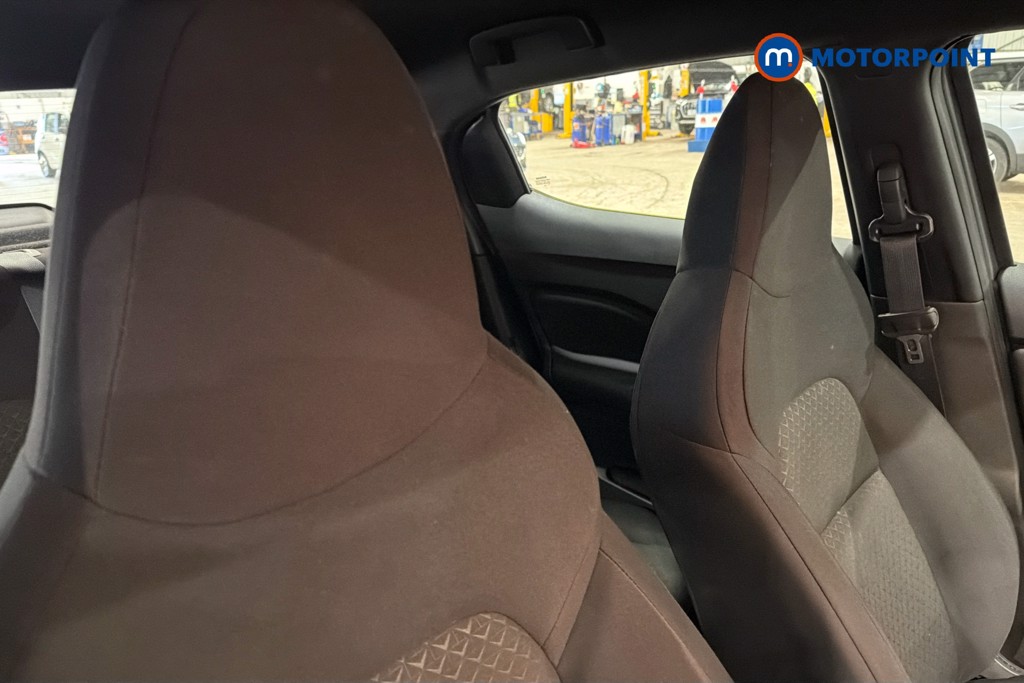 Nissan Juke Acenta Automatic Petrol SUV - Stock Number (1590399) - 23rd supplementary image