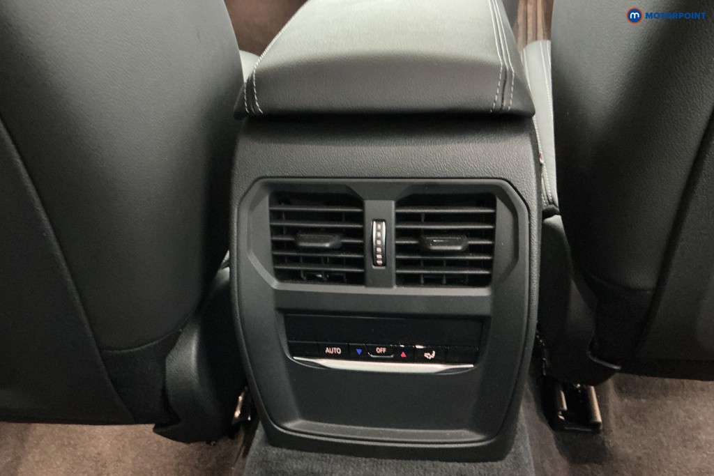 BMW 3 Series M Sport Automatic Petrol Plug-In Hybrid Saloon - Stock Number (1599704) - 14th supplementary image