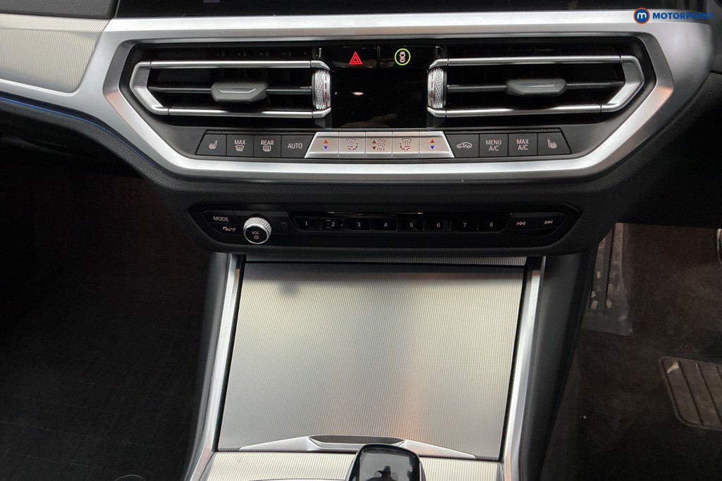 BMW 3 Series M Sport Automatic Petrol Plug-In Hybrid Saloon - Stock Number (1599704) - 18th supplementary image