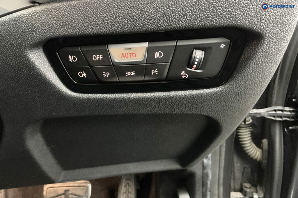 BMW 3 Series M Sport Automatic Petrol Plug-In Hybrid Saloon - Stock Number (1599704) - 24th supplementary image