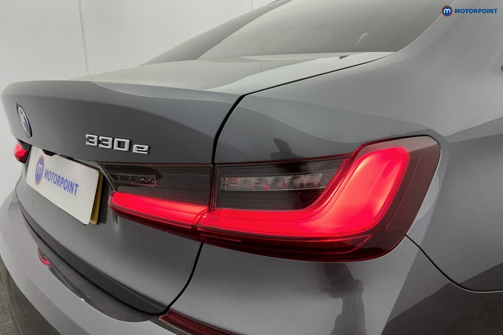 BMW 3 Series M Sport Automatic Petrol Plug-In Hybrid Saloon - Stock Number (1599704) - 34th supplementary image