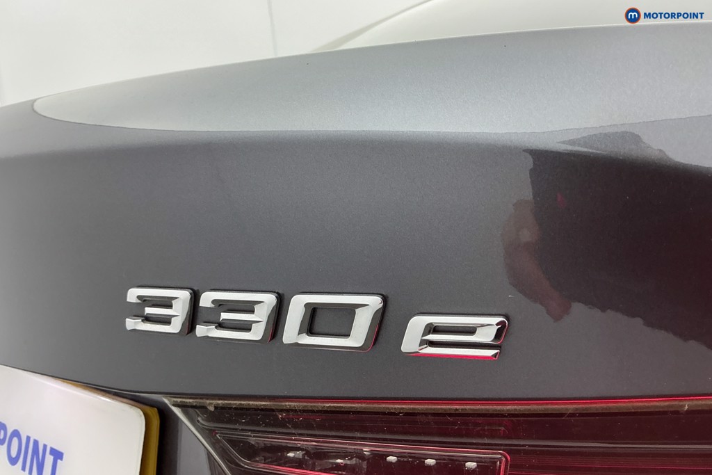 BMW 3 Series M Sport Automatic Petrol Plug-In Hybrid Saloon - Stock Number (1599704) - 35th supplementary image