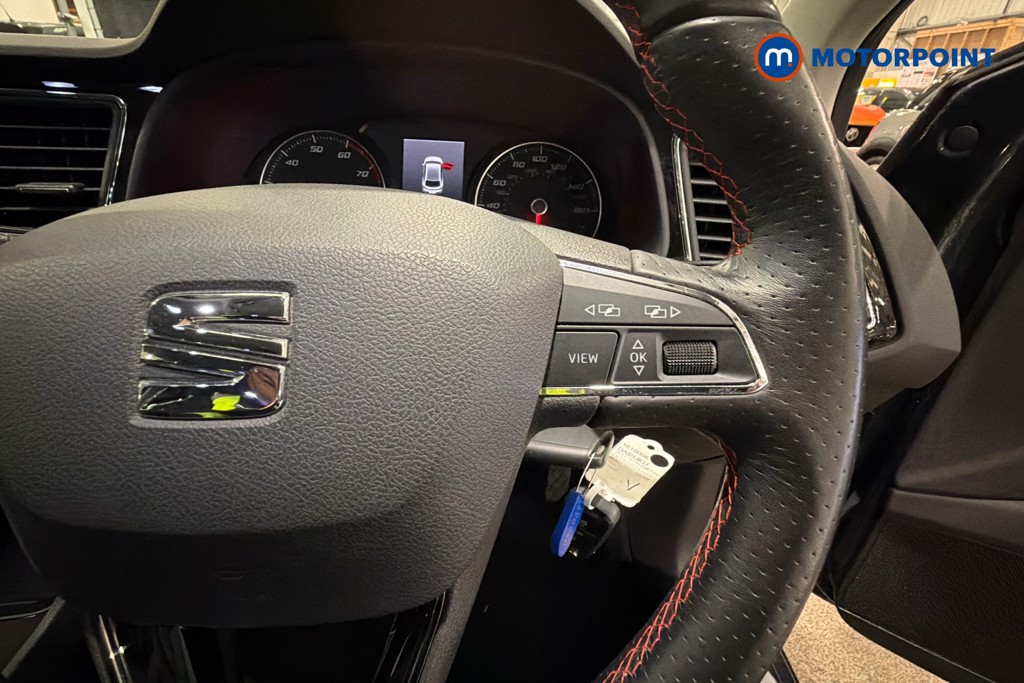 Seat Leon FR Manual Petrol Hatchback - Stock Number (1610006) - 4th supplementary image