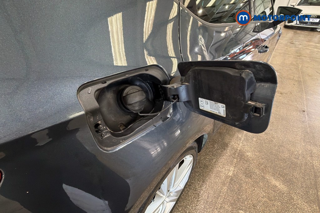 Seat Leon FR Manual Petrol Hatchback - Stock Number (1610006) - 41st supplementary image