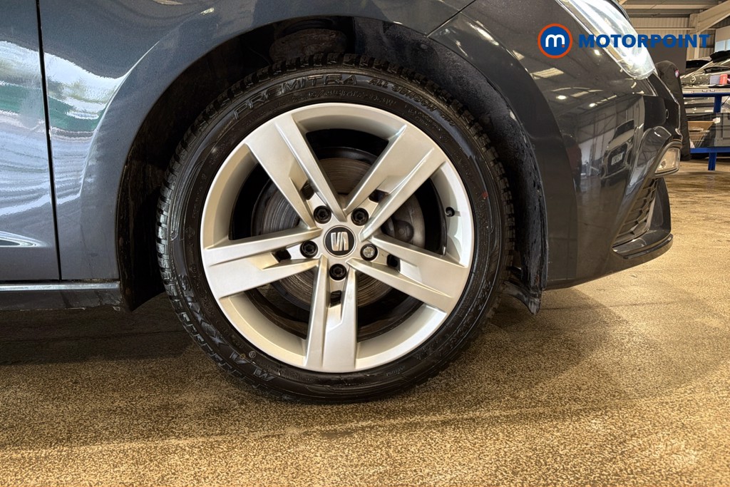 Seat Leon FR Manual Petrol Hatchback - Stock Number (1610006) - 50th supplementary image