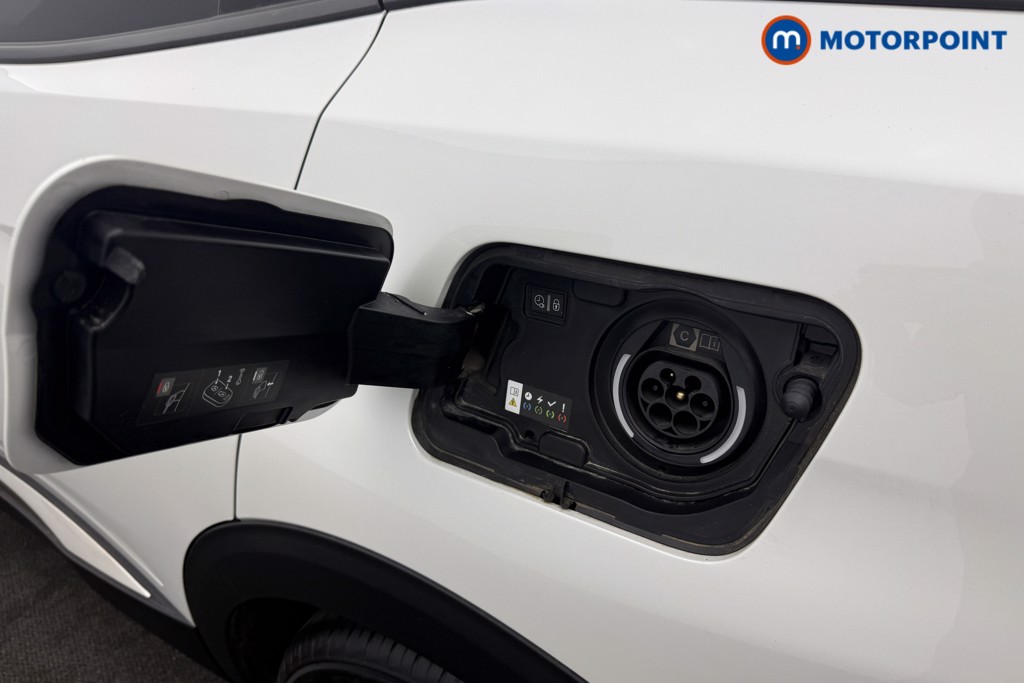 Peugeot 3008 Allure Automatic Petrol Plug-In Hybrid SUV - Stock Number (1611138) - 21st supplementary image