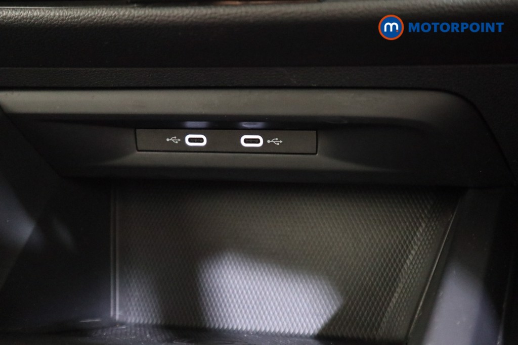 Volkswagen Golf Life Manual Petrol Hatchback - Stock Number (1615337) - 8th supplementary image