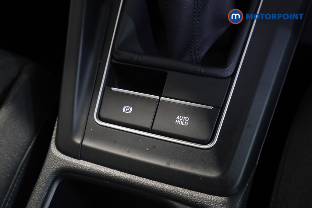 Volkswagen Golf Life Manual Petrol Hatchback - Stock Number (1615337) - 9th supplementary image