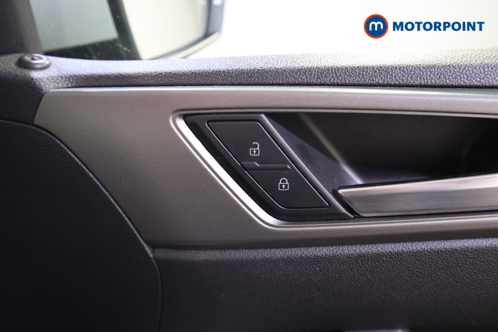 Volkswagen Polo SE Manual Petrol Hatchback - Stock Number (1621533) - 14th supplementary image