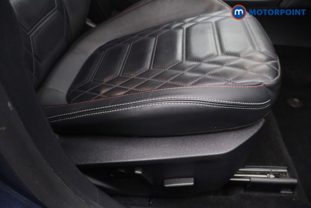 Ford Focus St-Line Vignale Manual Petrol Hatchback - Stock Number (1621828) - 18th supplementary image