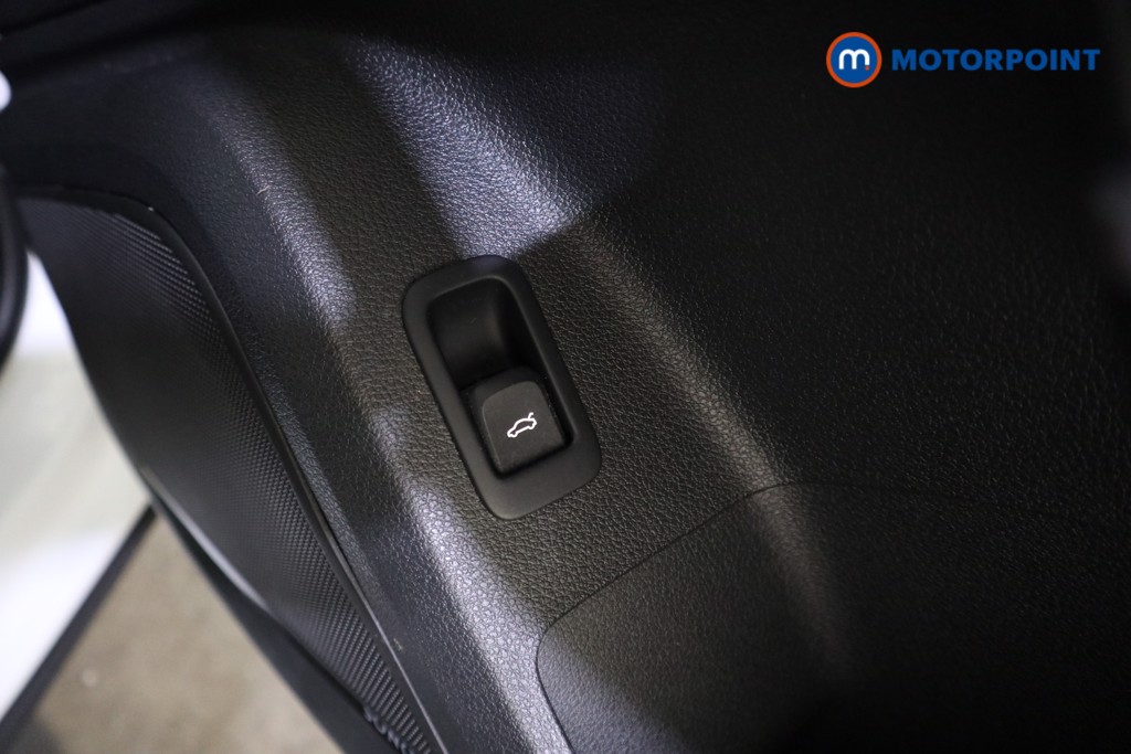 Audi Q2 S Line Automatic Petrol SUV - Stock Number (1624051) - 14th supplementary image