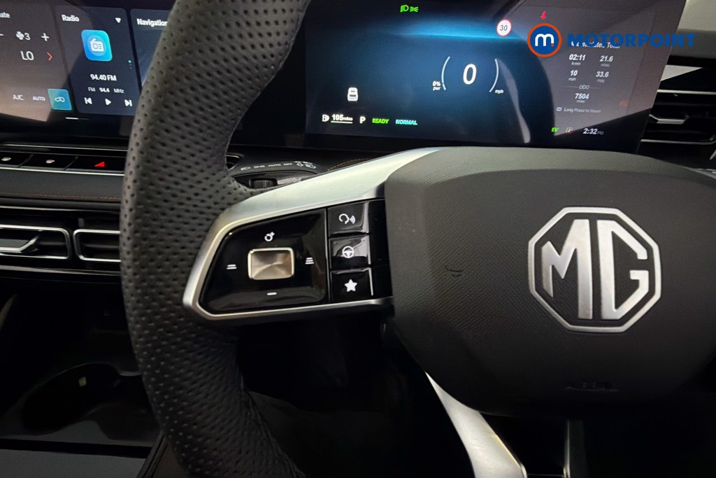 Mg Motor Uk HS SE Automatic Petrol-Electric Hybrid SUV - Stock Number (1624289) - 3rd supplementary image