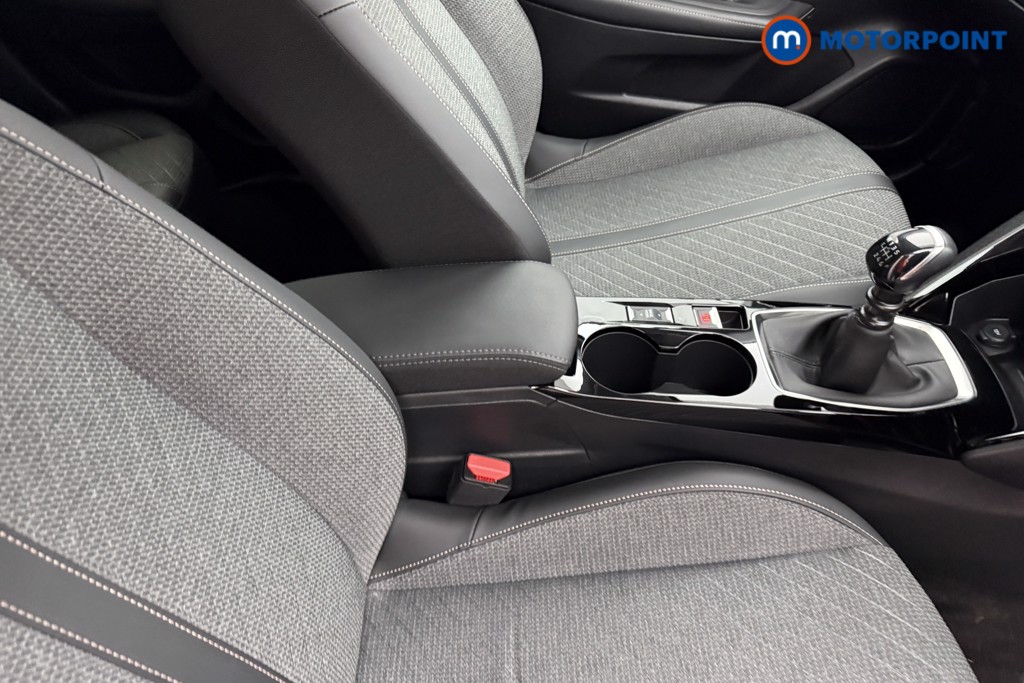 Peugeot 208 Allure Manual Petrol Hatchback - Stock Number (1624805) - 13th supplementary image
