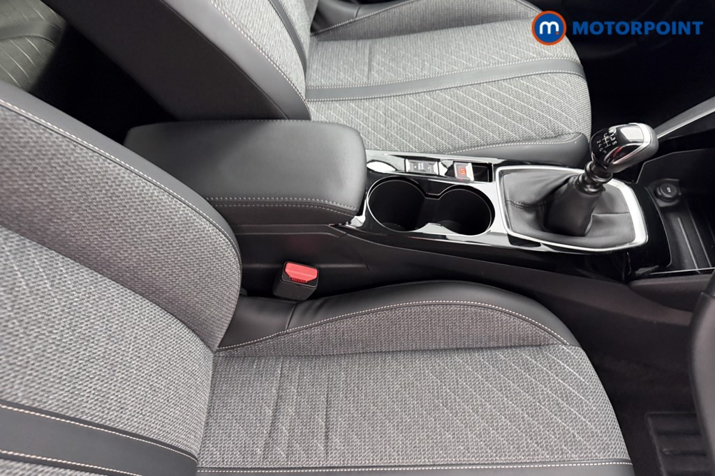 Peugeot 208 Allure Manual Petrol Hatchback - Stock Number (1624812) - 13th supplementary image
