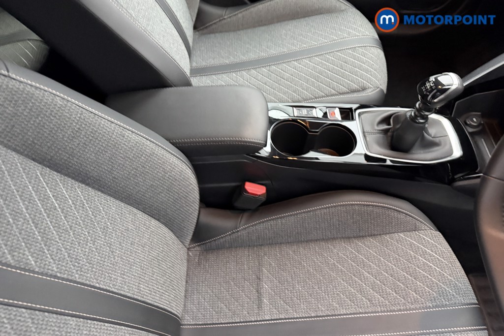 Peugeot 208 Allure Manual Petrol Hatchback - Stock Number (1624859) - 13th supplementary image