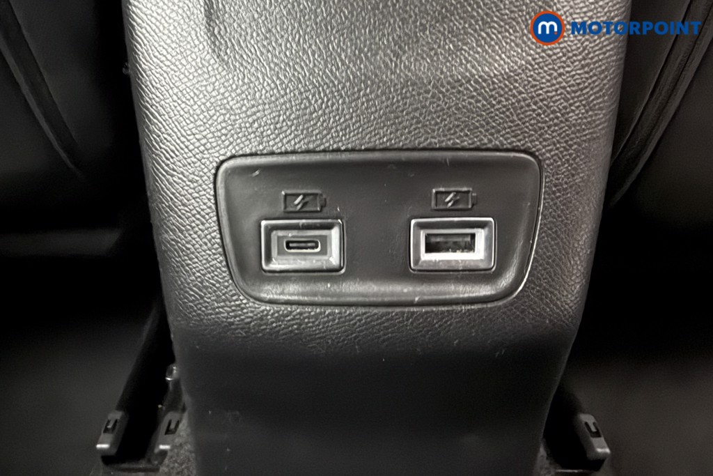 Peugeot 2008 Allure Manual Petrol SUV - Stock Number (1624965) - 18th supplementary image
