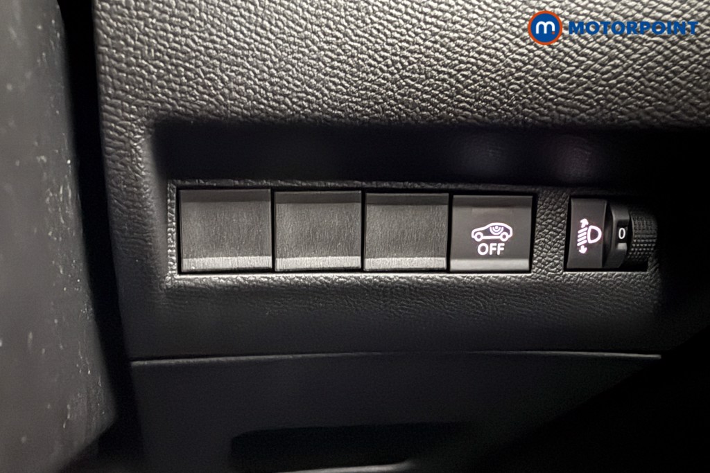 Peugeot 2008 Allure Manual Petrol SUV - Stock Number (1624980) - 5th supplementary image
