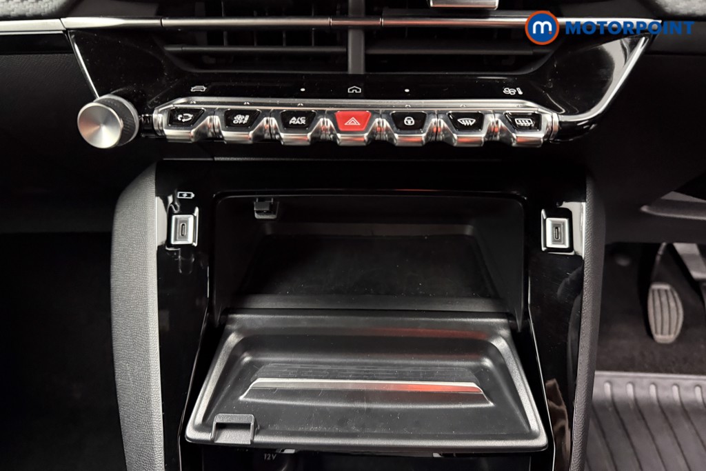 Peugeot 2008 Allure Manual Petrol SUV - Stock Number (1624980) - 10th supplementary image