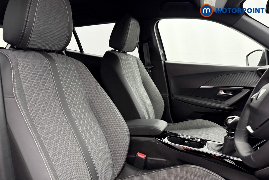 Peugeot 2008 Allure Manual Petrol SUV - Stock Number (1624980) - 14th supplementary image