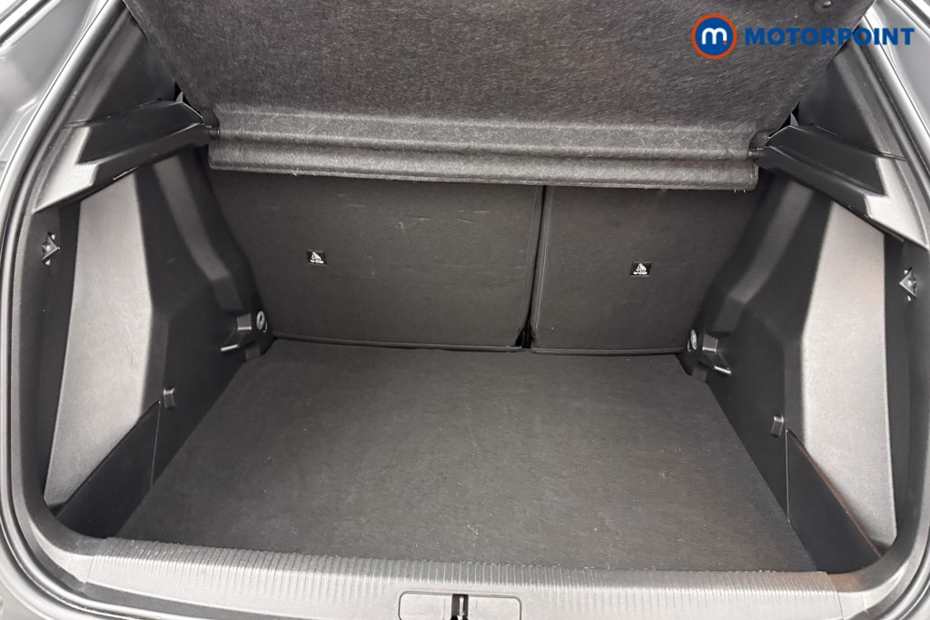 Peugeot 2008 Allure Manual Petrol SUV - Stock Number (1624980) - 20th supplementary image