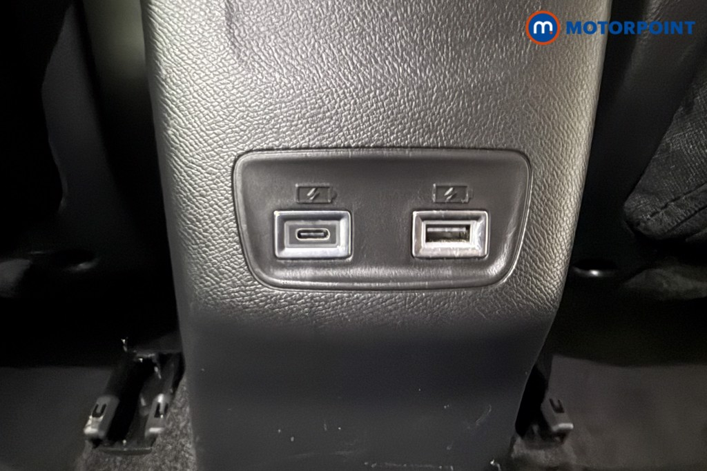 Peugeot 2008 Allure Manual Petrol SUV - Stock Number (1624995) - 19th supplementary image