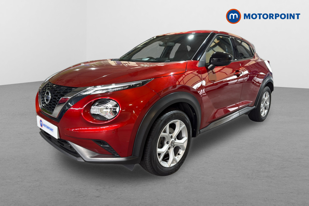 Nissan Juke N-Connecta Automatic Petrol SUV - Stock Number (1625827) - Passenger side front corner
