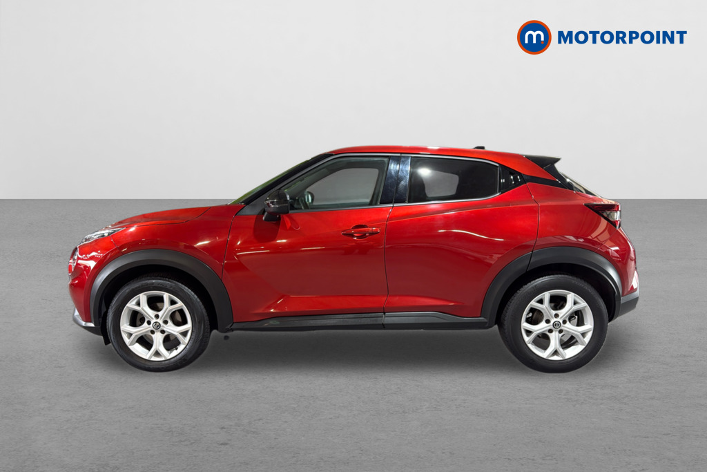 Nissan Juke N-Connecta Automatic Petrol SUV - Stock Number (1625827) - Passenger side