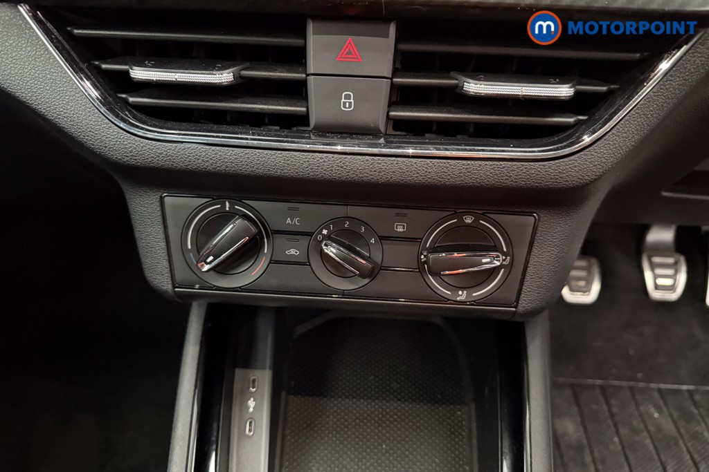 Skoda Kamiq Monte Carlo Manual Petrol SUV - Stock Number (1626234) - 10th supplementary image
