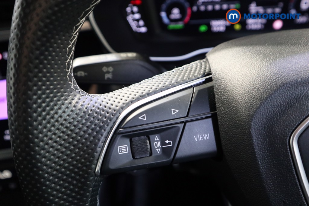 Audi Q3 Black Edition Manual Petrol SUV - Stock Number (1626411) - 3rd supplementary image