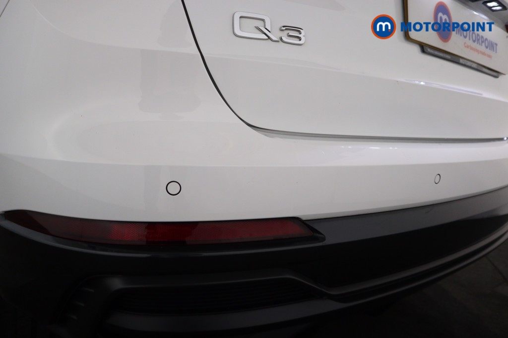 Audi Q3 Black Edition Manual Petrol SUV - Stock Number (1626411) - 31st supplementary image