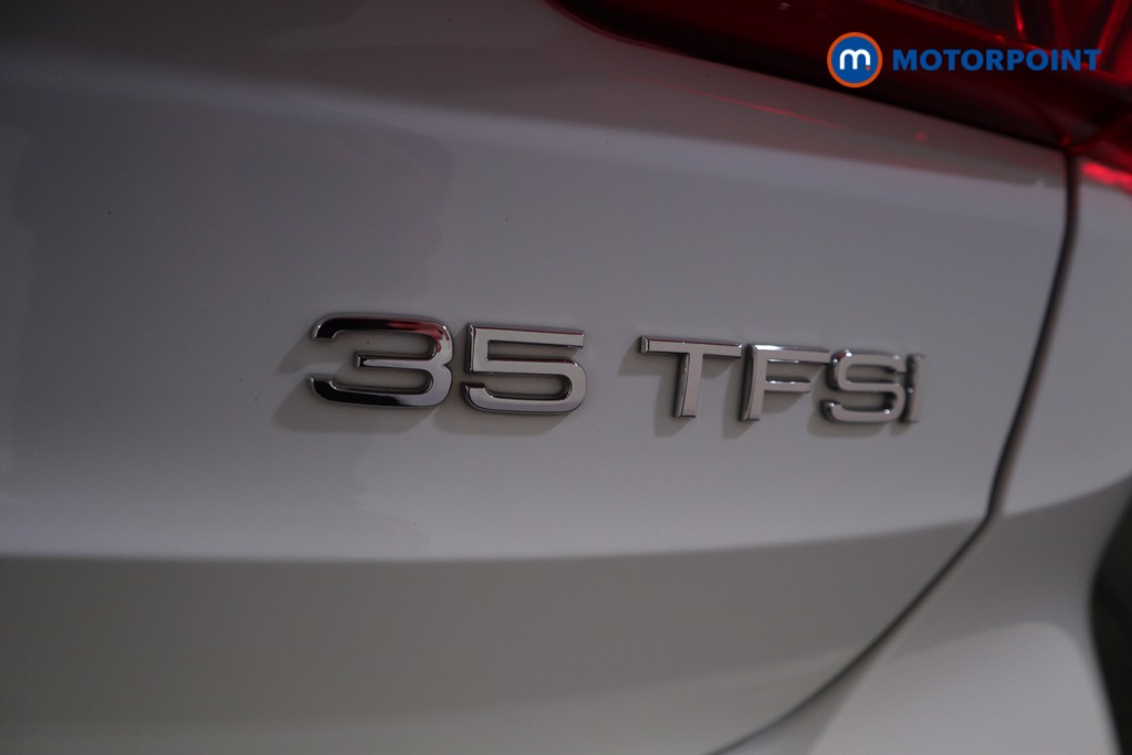 Audi Q3 Black Edition Manual Petrol SUV - Stock Number (1626411) - 36th supplementary image