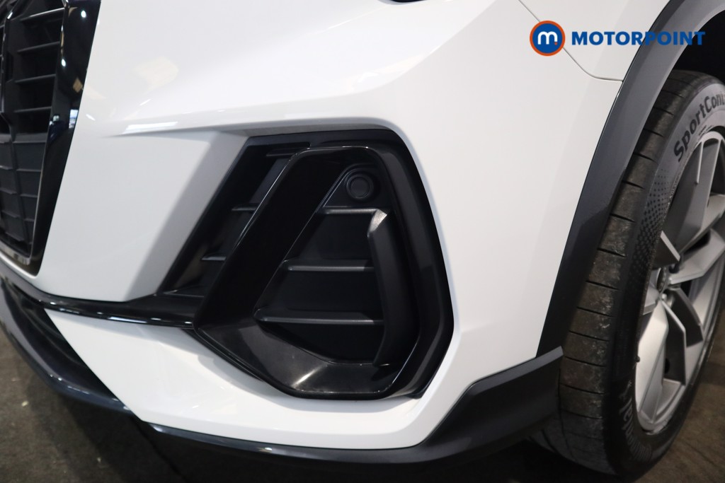 Audi Q3 Black Edition Manual Petrol SUV - Stock Number (1626411) - 42nd supplementary image