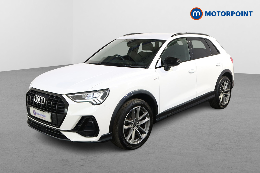 Audi Q3 Black Edition Manual Petrol SUV - Stock Number (1626411) - Passenger side front corner