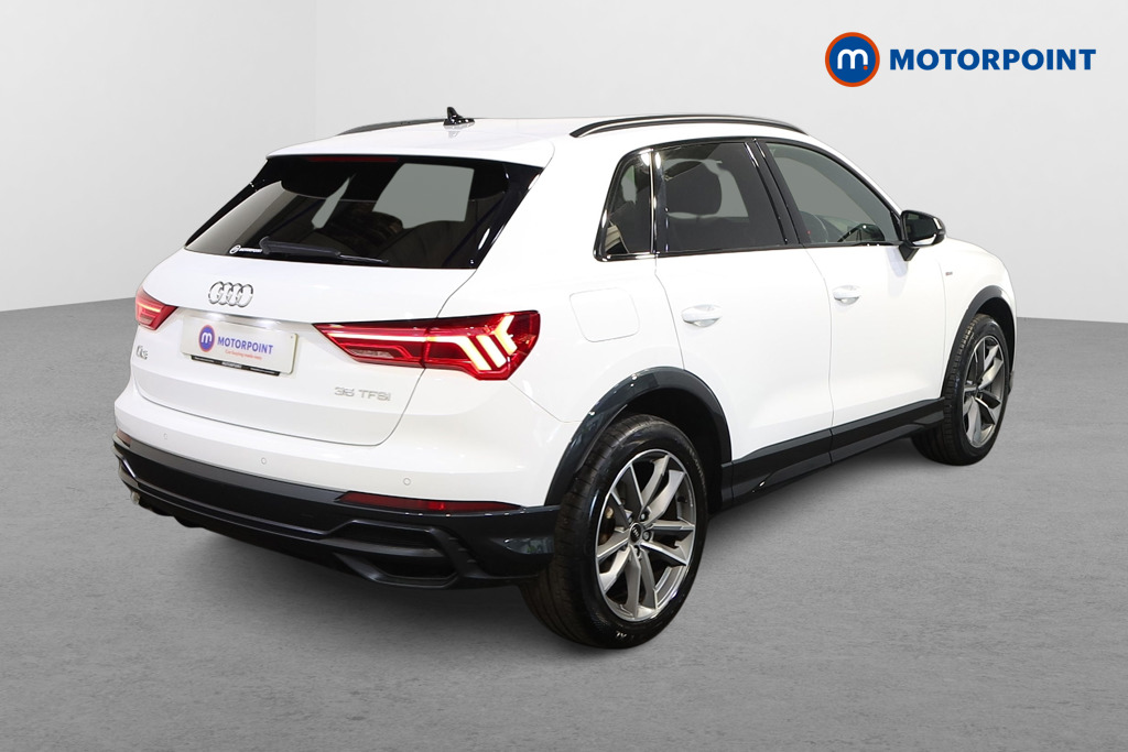Audi Q3 Black Edition Manual Petrol SUV - Stock Number (1626411) - Drivers side rear corner