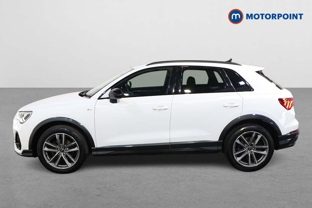 Audi Q3 Black Edition Manual Petrol SUV - Stock Number (1626411) - Passenger side