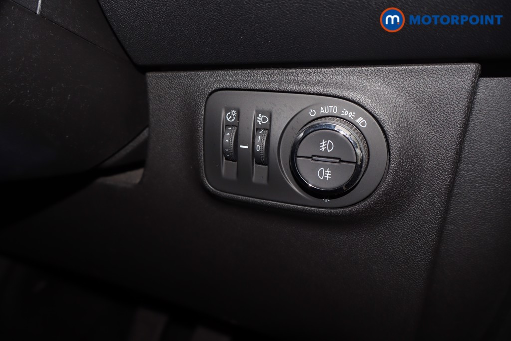 Vauxhall Corsa Griffin Manual Petrol Hatchback - Stock Number (1627058) - 16th supplementary image