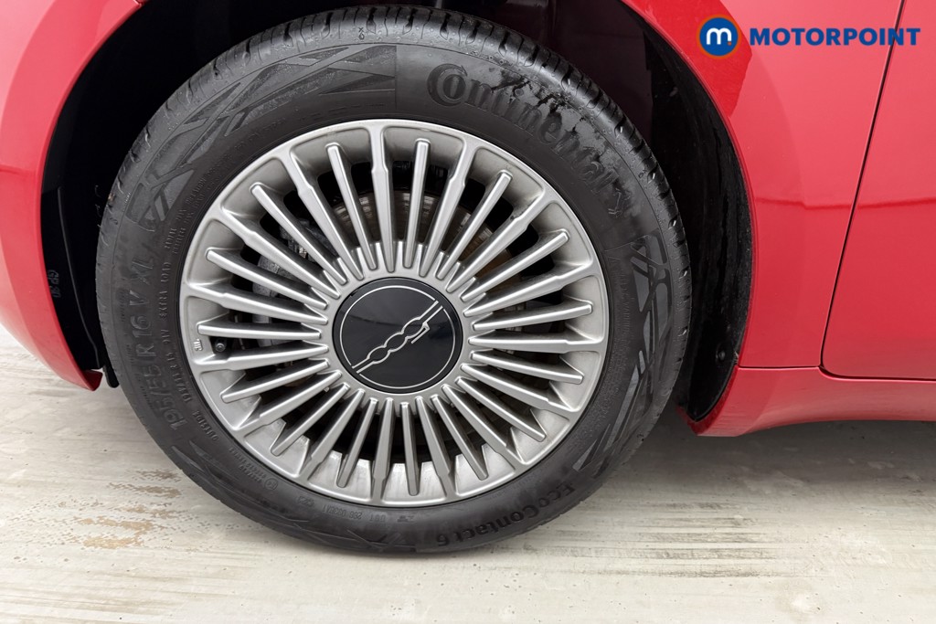 Fiat 500 RED Automatic Electric Hatchback - Stock Number (1627337) - 16th supplementary image